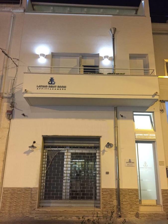 Latino Rent Room B&B Vista Mare Porto Cesareo Exteriér fotografie
