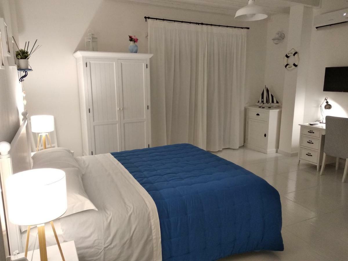 Latino Rent Room B&B Vista Mare Porto Cesareo Exteriér fotografie